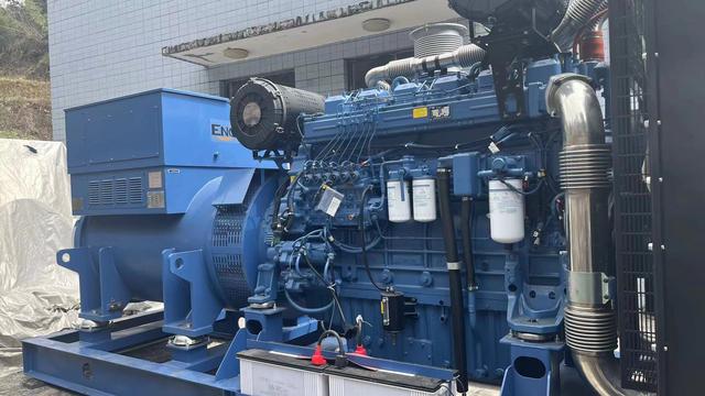 云南發(fā)電機(jī)組生產(chǎn)廠家——柴油發(fā)電機(jī)組油耗受哪些因素影響？